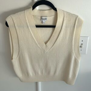 Sundays Best cropped sweater vest, cream / off-white from Atrizia size medium